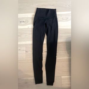 Lululemon Wunder Under leggings
